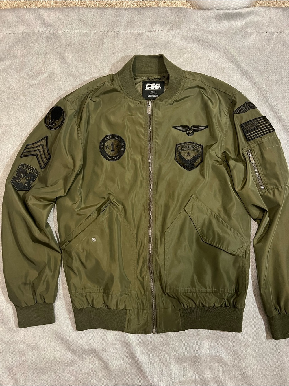 CSG Bomber Jacket Mens Medium Olive Green Military Patches Full Zip Flight Coat.